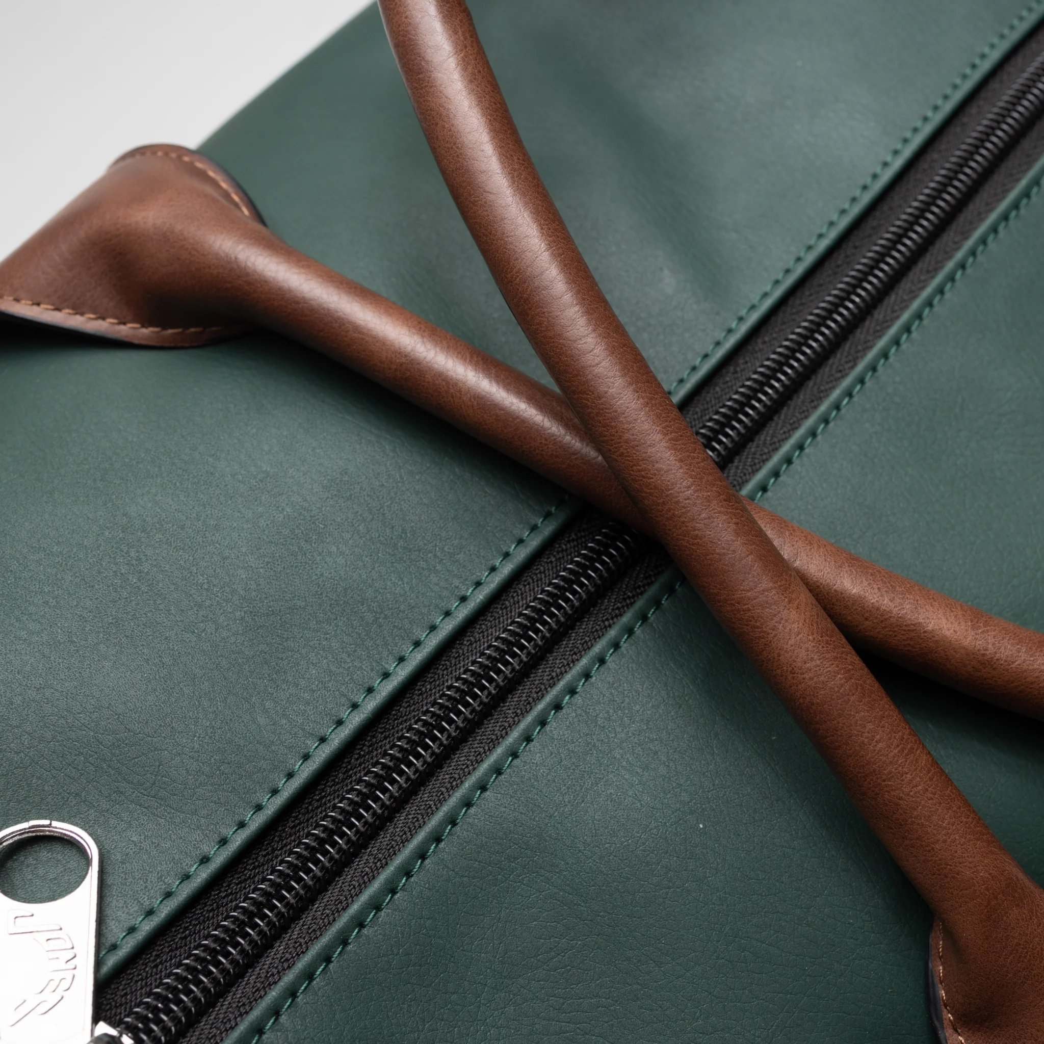Clubhouse Duffle - Evergreen/Kodiak - Image 5